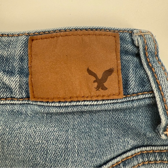 American Eagle Outfitters Hi-Rise Festival Distressed Denim Shorts – Size 4 - Picture 8 of 11